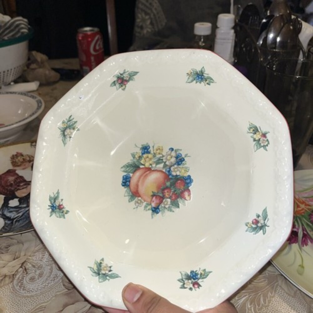 Avon Sweet Country Harvest Rimmed Soup Bowl, 8.75" D X 1.75" H.  Beautiful.